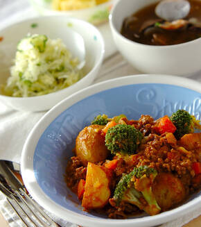 新ジャガのカレー煮の献立