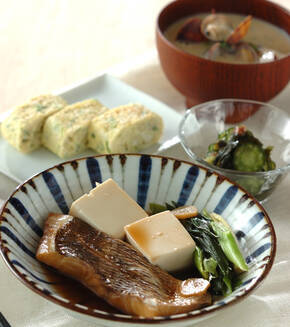 鯛と豆腐の煮付けの献立
