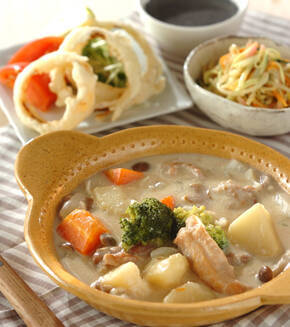 濃厚クリームシチュー ルウいらずで簡単本格的な味わいにの献立