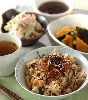 二度おいしい！ふっくらウナギ蒲焼きの炊き込みご飯の献立