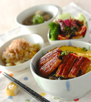 卵焼きのせウナ丼の献立