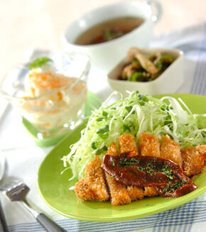 カレーソースがけトンカツの献立