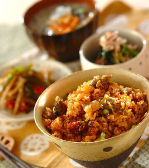 たっぷりカキ入り炊き込みご飯の献立