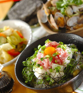 ネギトロロ丼の献立