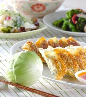 春キャベツの餃子の献立