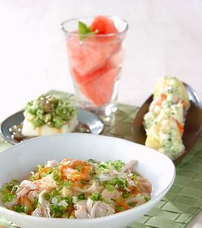 キムチ入り鶏肉の豆乳フォーの献立