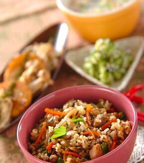 鶏ゴボウご飯の献立