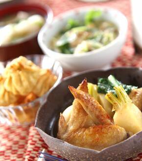 カブと手羽先のトロミ煮の献立