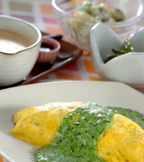 ホウレン草のクリームオムライスの献立