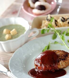 ふんわりジューシー春ハンバーグの献立