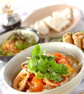 トマタマエスニックあんかけ丼の献立