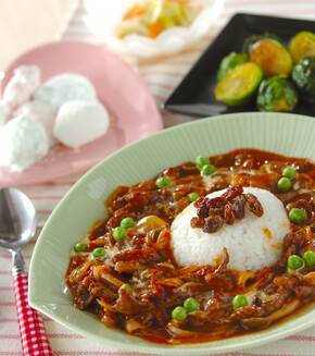 デミグラス缶で簡単！ハヤシライスの献立