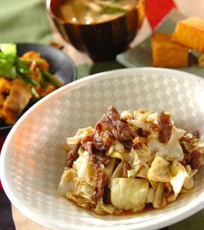 レンジキャベツと牛肉のオイスター炒めの献立