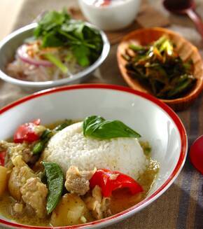 実は簡単！本格グリーンカレーの献立