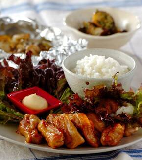 鶏の照り焼き手巻きご飯の献立