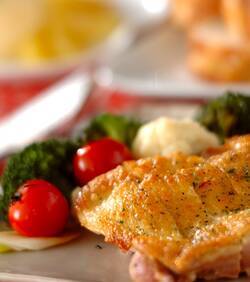 鶏肉のグリル野菜の蒸し煮添え