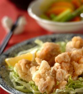 肉汁ジュワ〜！鶏のから揚げ 一晩漬け込むの献立