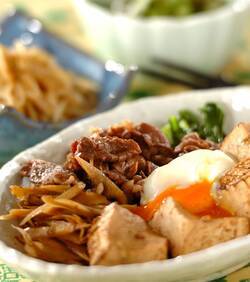 温玉のせすき焼き風肉豆腐