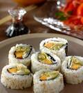 「アボカドとエビの裏巻き寿司」の献立