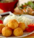 「まん丸コーンコロッケ」の献立