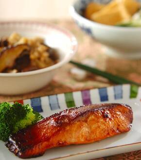 鮭のみそ焼きの献立