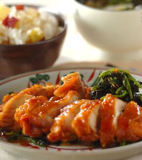 15分で簡単！やみつき鶏もも肉のしょうゆ煮の献立