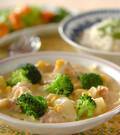 「ルウいらず！コーン缶でつくるクリームシチュー」の献立