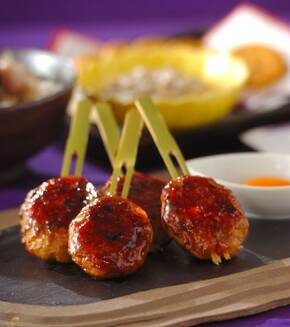 筑前煮入り鶏つくね焼きの献立