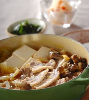 豚とキャベツのピリ辛鍋の献立