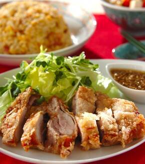 揚げ焼き鶏のネギソースがけの献立