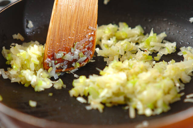 ザーサイオムレツの作り方の手順3