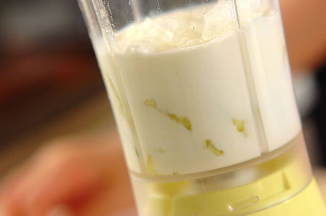 メロンのヨーグルトドリンクの作り方の手順2