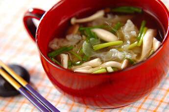 白キクラゲとシメジのスープ