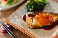 黄金比タレでふっくら甘辛！基本のブリの照り焼き by 中島和代さん