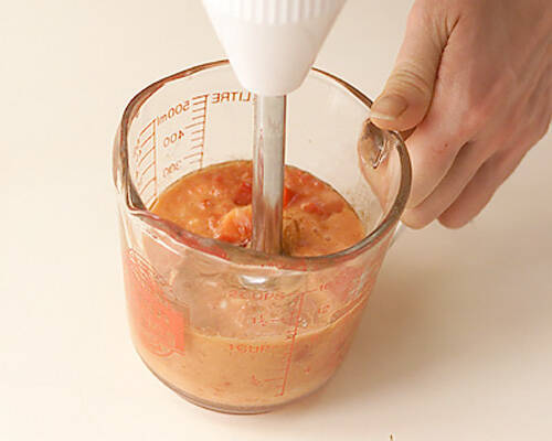 揚げジャガイモの赤ピーマンソースの作り方の手順2