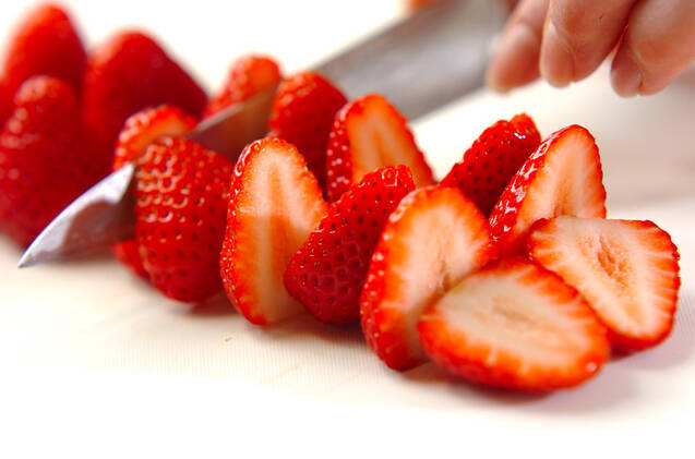 イチゴ＆ブルーベリーのベリービネガーの作り方の手順1