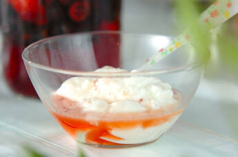 イチゴ＆ブルーベリーのベリービネガー