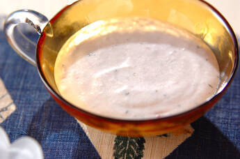 イチゴとミントのヨーグルトムース