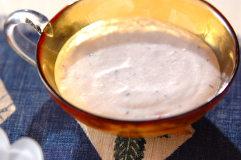 イチゴとミントのヨーグルトムース