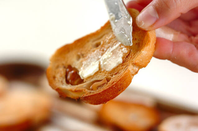 サーモンアボカドのタルティーヌの作り方の手順1