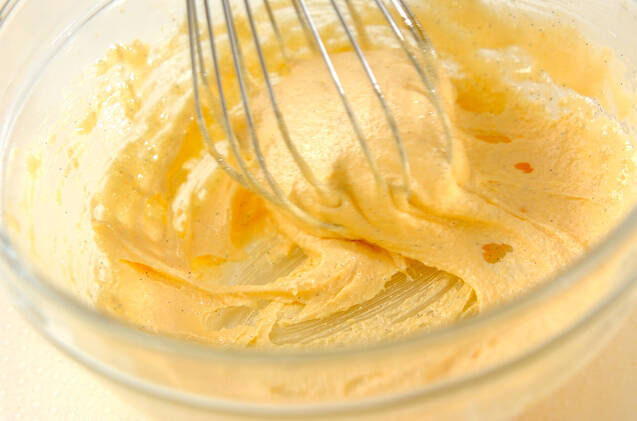 ウフ・ア・ラ・ネージュの作り方の手順3