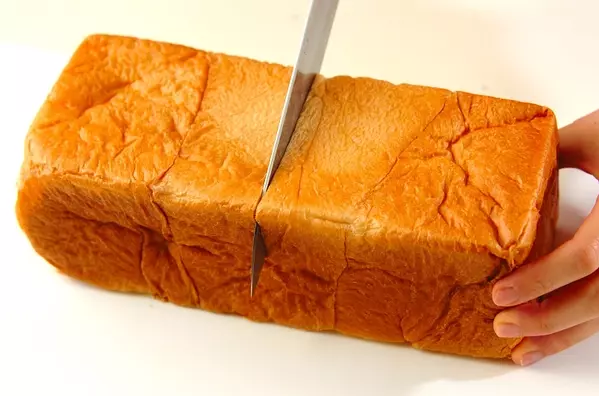 食パンで簡単!ヘクセンハウス風クリスマスサンタのお家ケーキのポイント・コツ