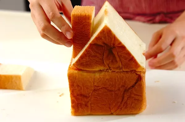 食パンで簡単!ヘクセンハウス風クリスマスサンタのお家ケーキのポイント・コツ