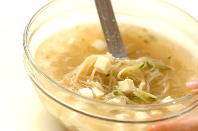 冷やしサンラータンの作り方の手順2