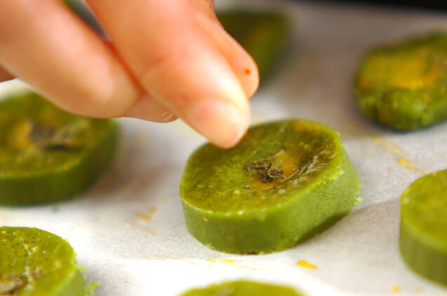 抹茶クッキーの作り方の手順8