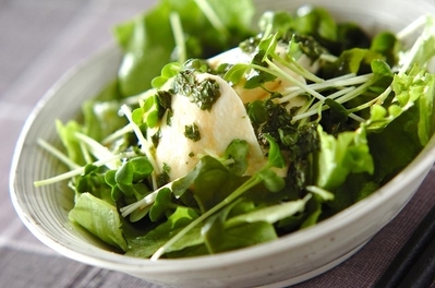 大葉ドレッシングサラダ 副菜 レシピ 作り方 E レシピ 料理のプロが作る簡単レシピ