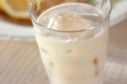 白ゴマバナナのスムージー