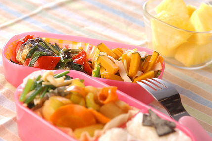 簡単お手軽！ホタテとセロリの煮物