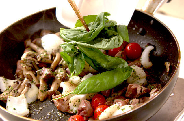 イカと砂肝の炒め物の作り方の手順4