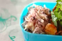 切干し大根のゆかり和え